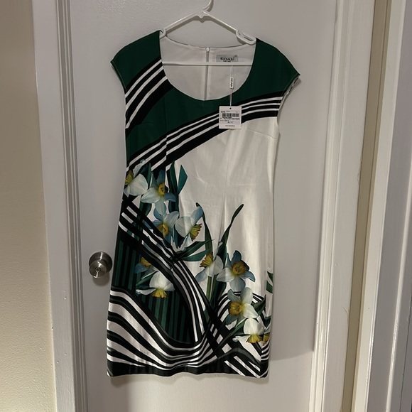 Ladies Edas 2pc Dress and matching jacket. - Picture 3 of 10